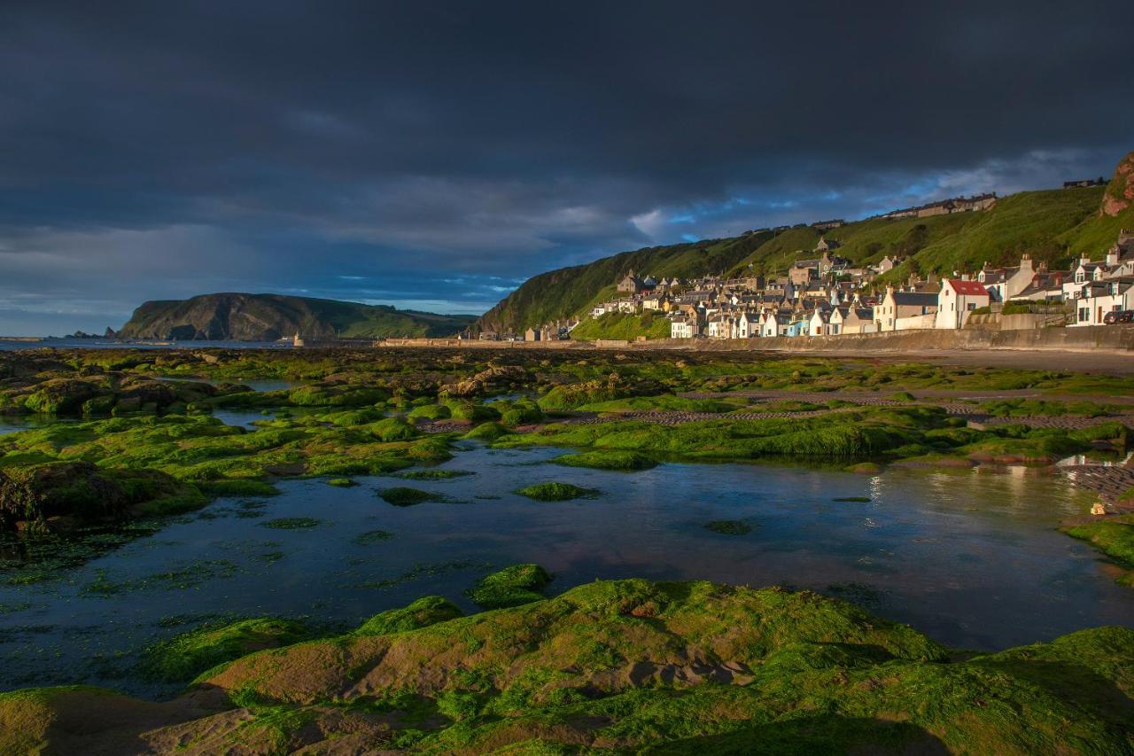 Finest Retreats - Ellie-Jo Cottage Gardenstown Exterior foto